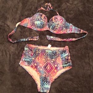 🏝Two-Piece Swimsuit🏝